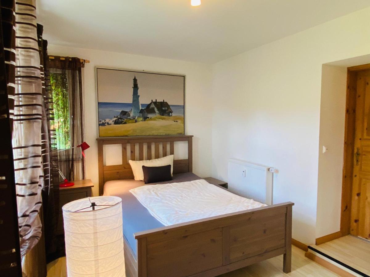 Apartment Emil Im Eg Mit Garten In Suhl Ngoại thất bức ảnh