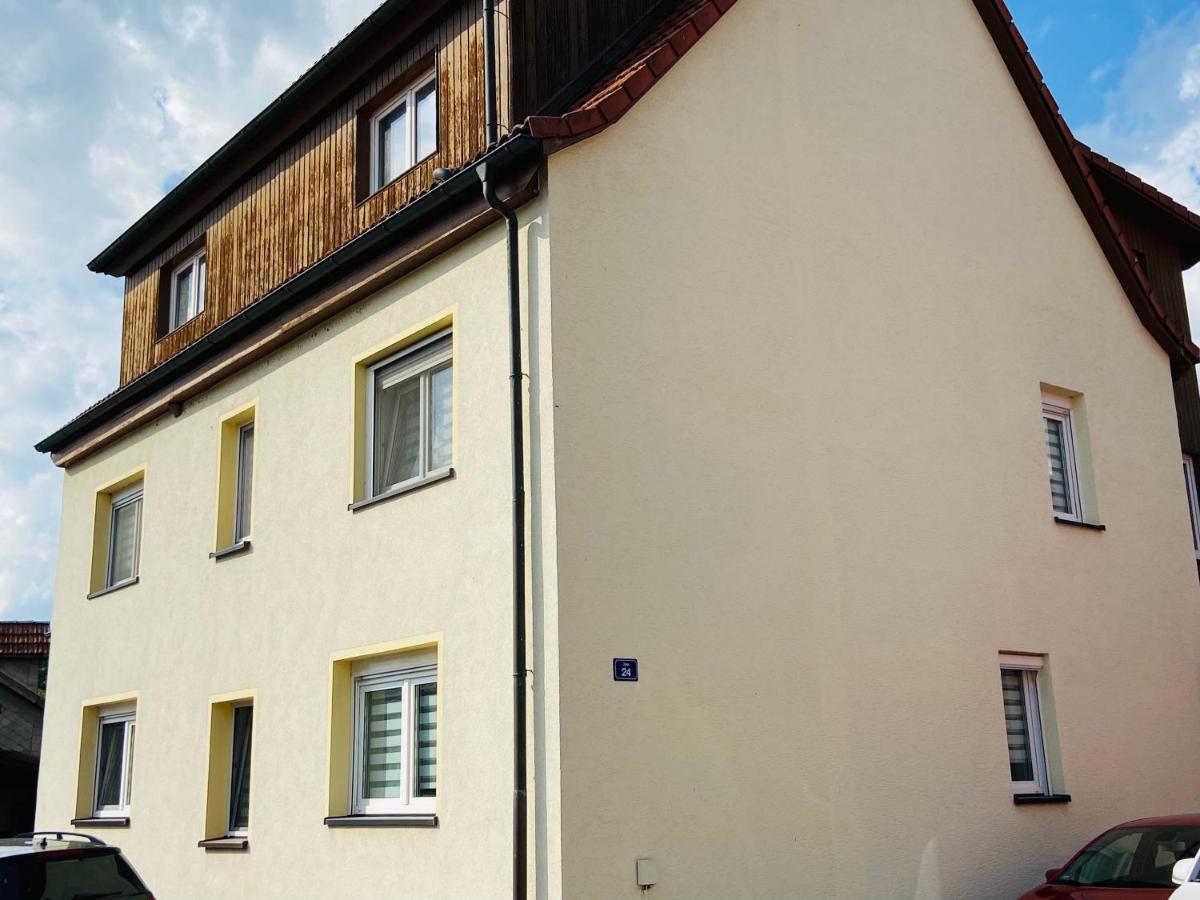 Apartment Emil Im Eg Mit Garten In Suhl Ngoại thất bức ảnh